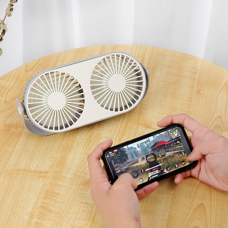 ハンディファン 卓上扇風機 熱中症対策 USB充電式小型扇風機 デザインギフト LEDライト付き｜「Cmall」