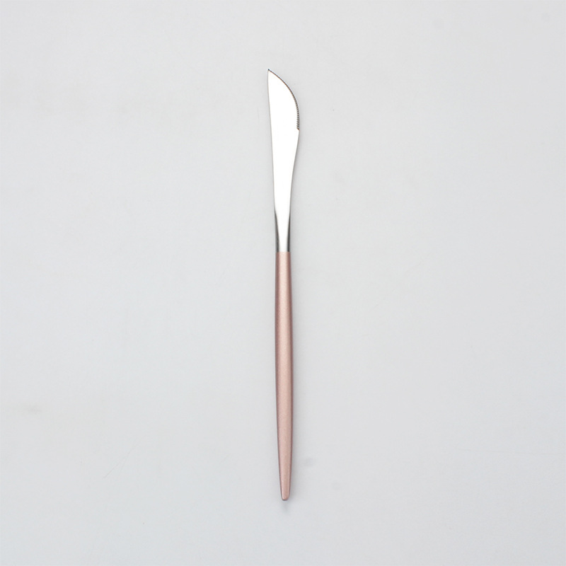 ピンク柄銀のナイフ