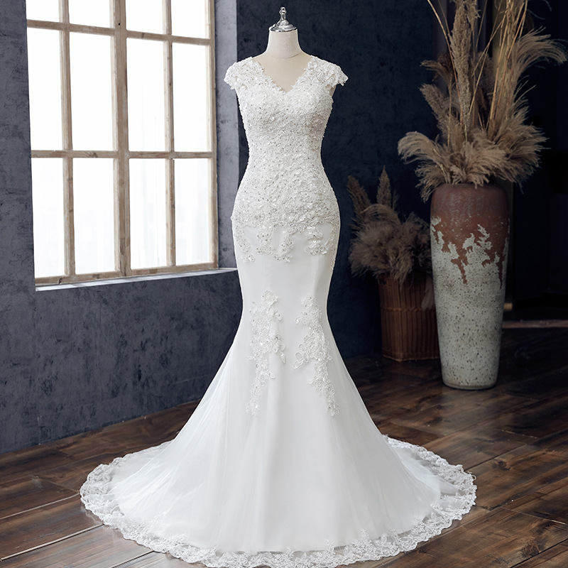 サテン ウェディングドレス 白いシンプル 花嫁 結婚 お姫様 