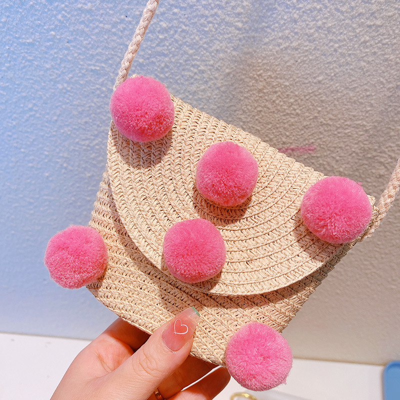 5.バラ色の覆い草編みバッグ
