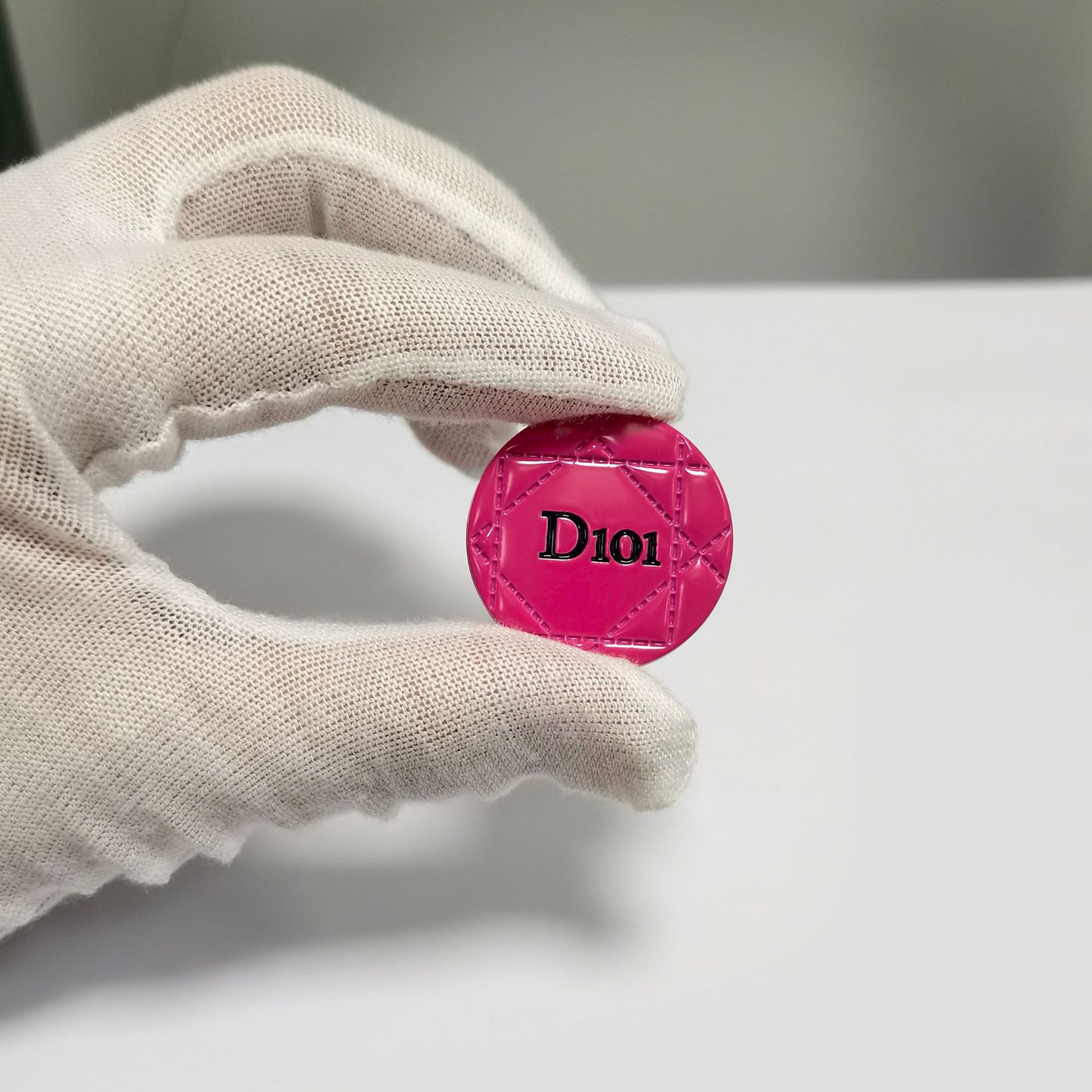 DIOR 点字 玫红副本