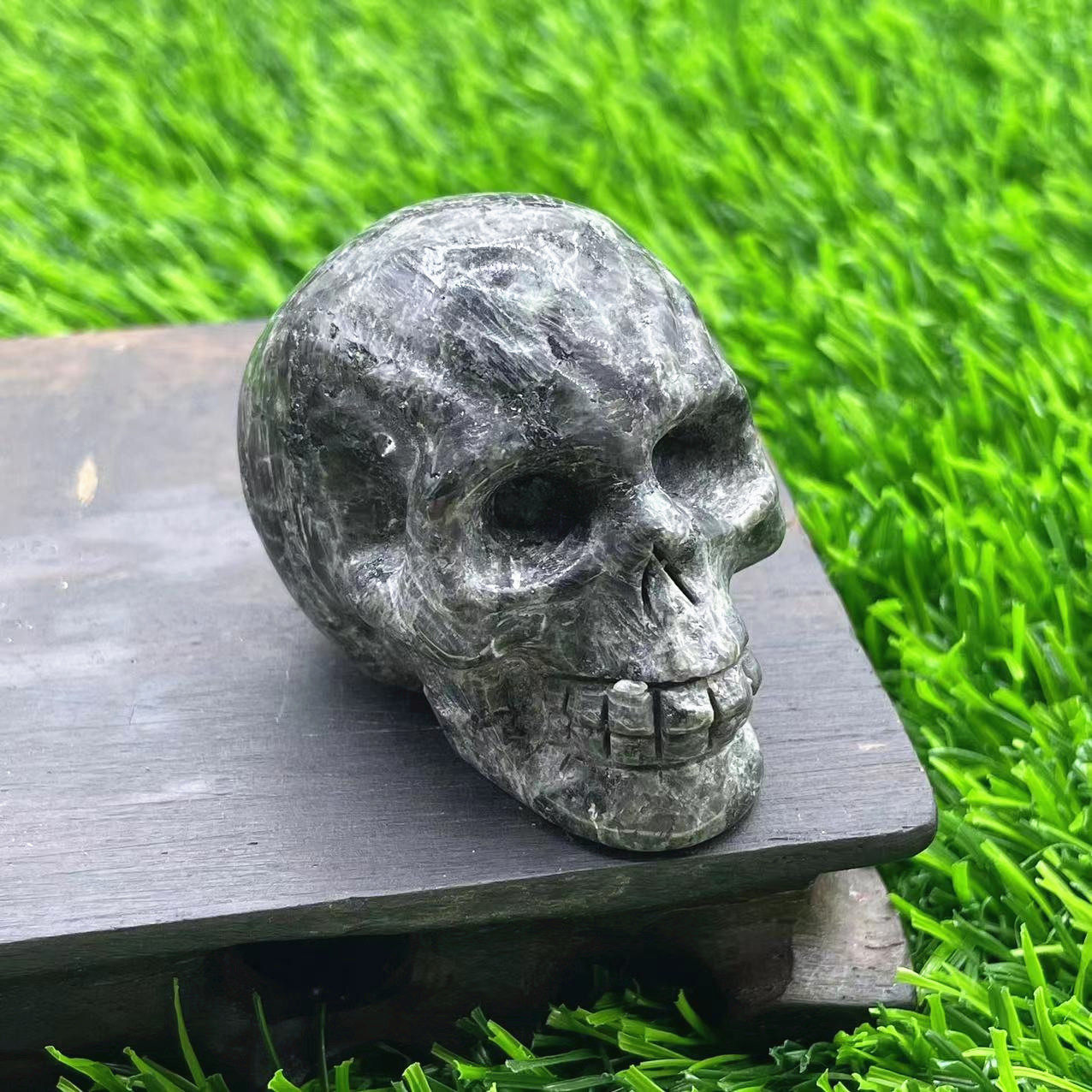 crystal skulls (24)