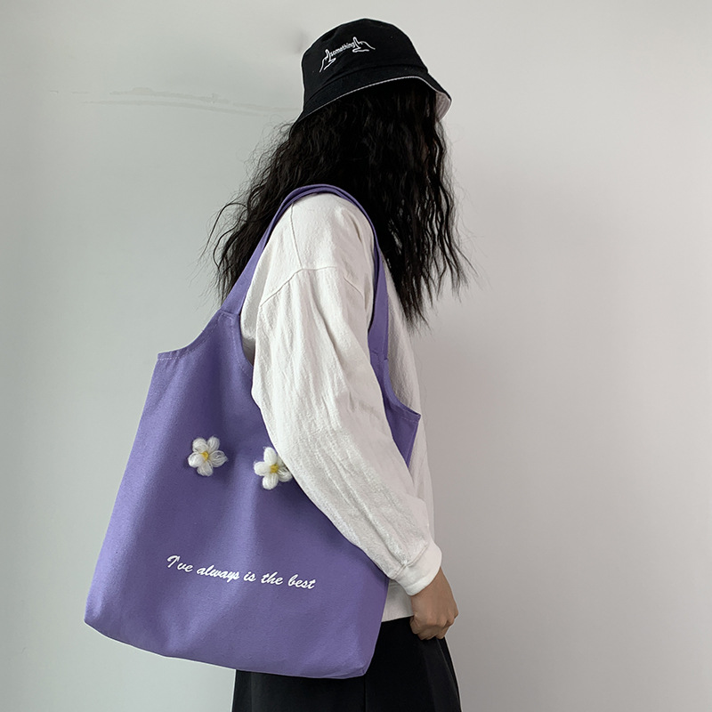 薄紫色の花袋