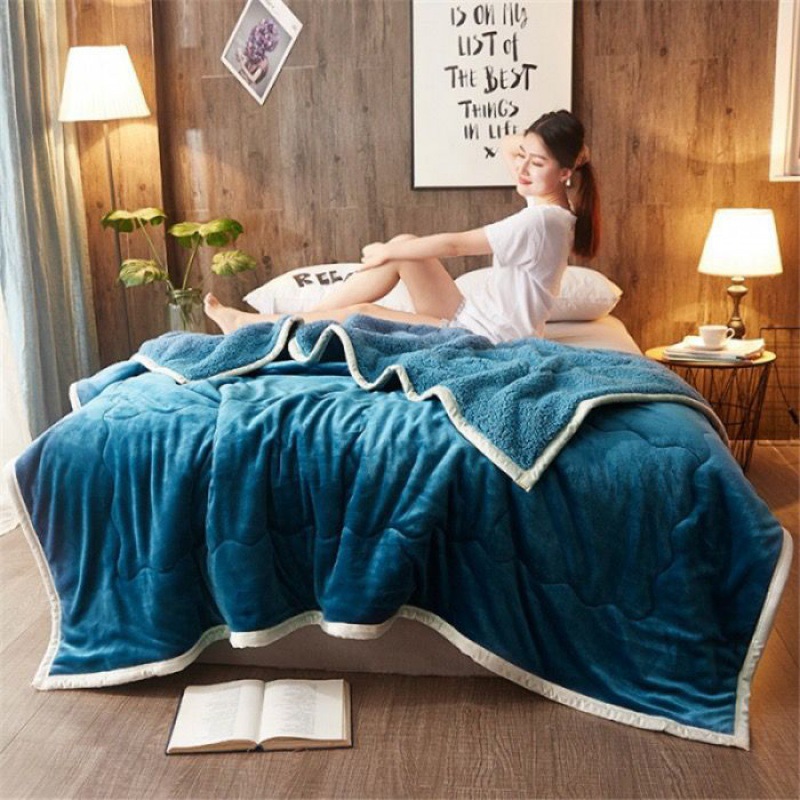 ファーレフロック+ラムの毛-ミッドナイトブルー-100*150 cm【3段重ね昼寝用毛布を厚くする】