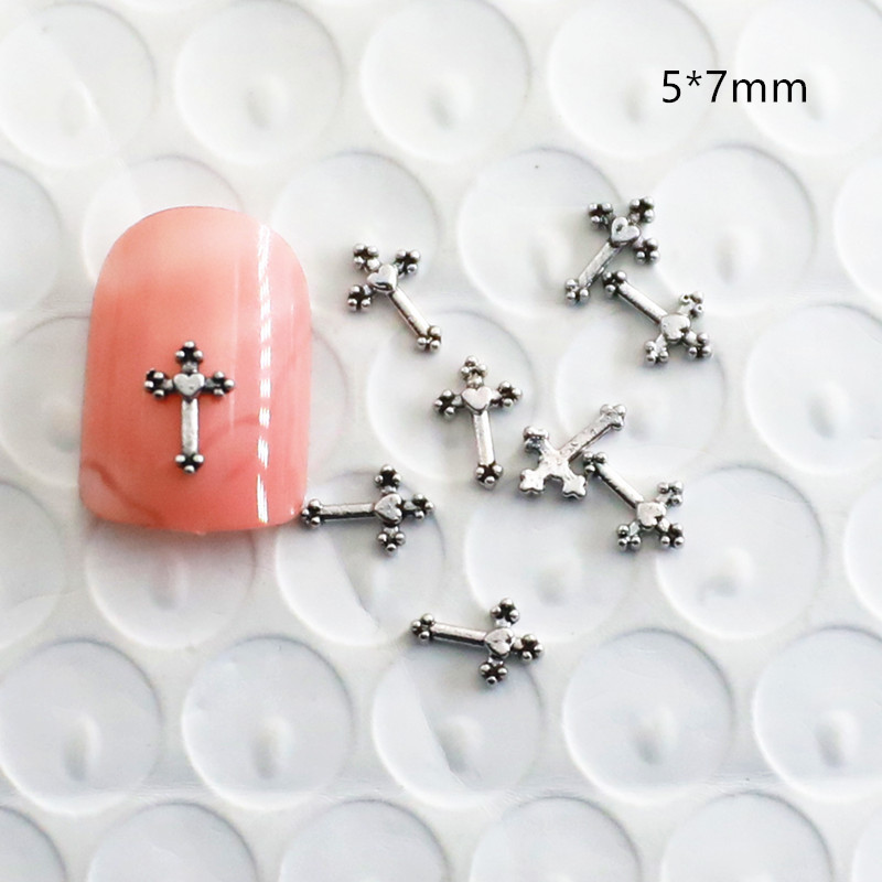SKU06_规格类型_25#克罗心饰品