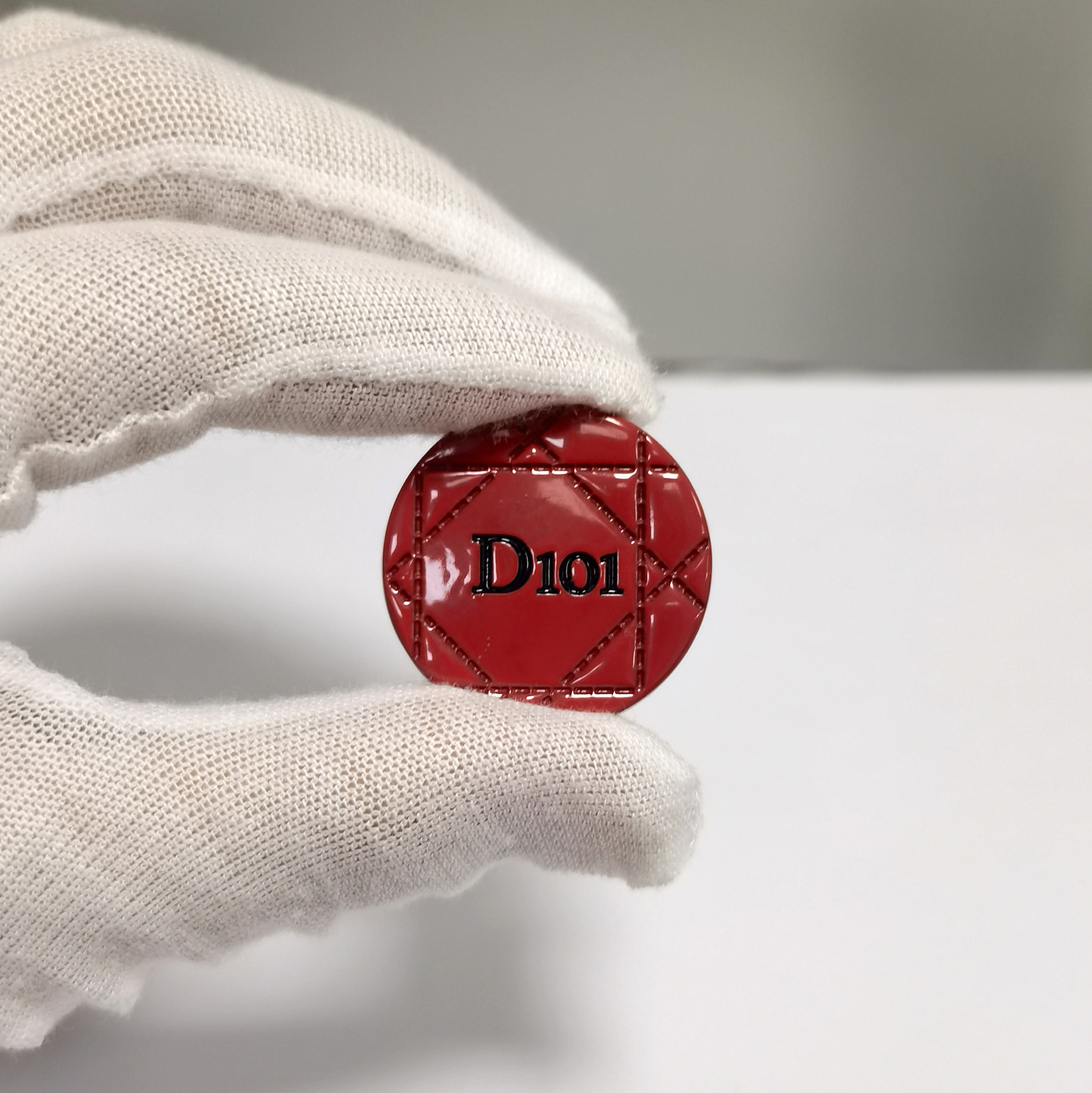 DIOR 点字 红色副本
