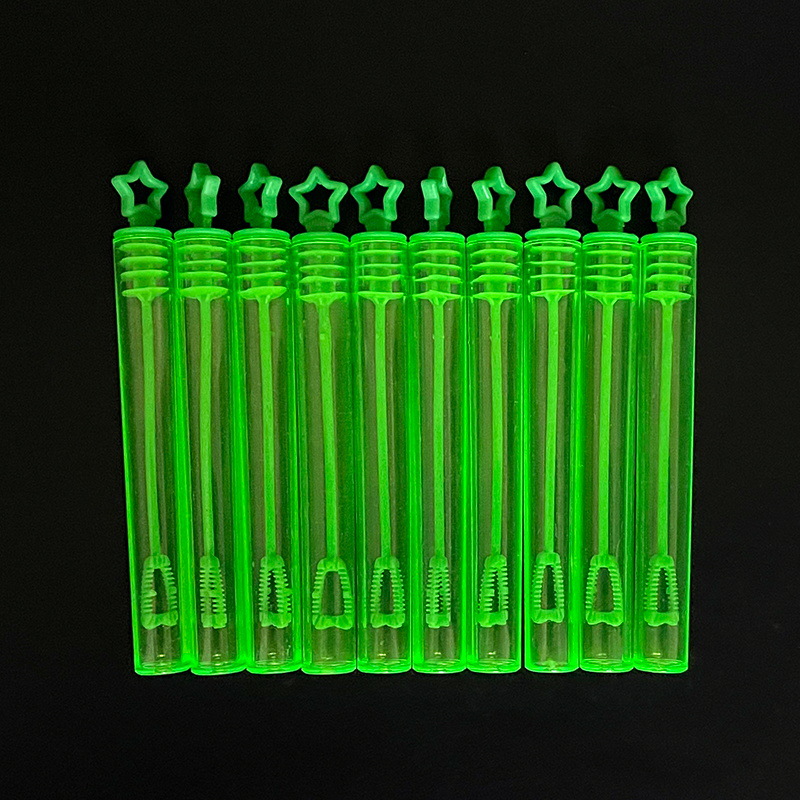 绿色五角星.jpg