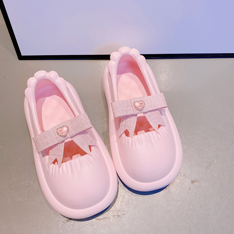 2.ハートリボンピンクのメアリージェン靴