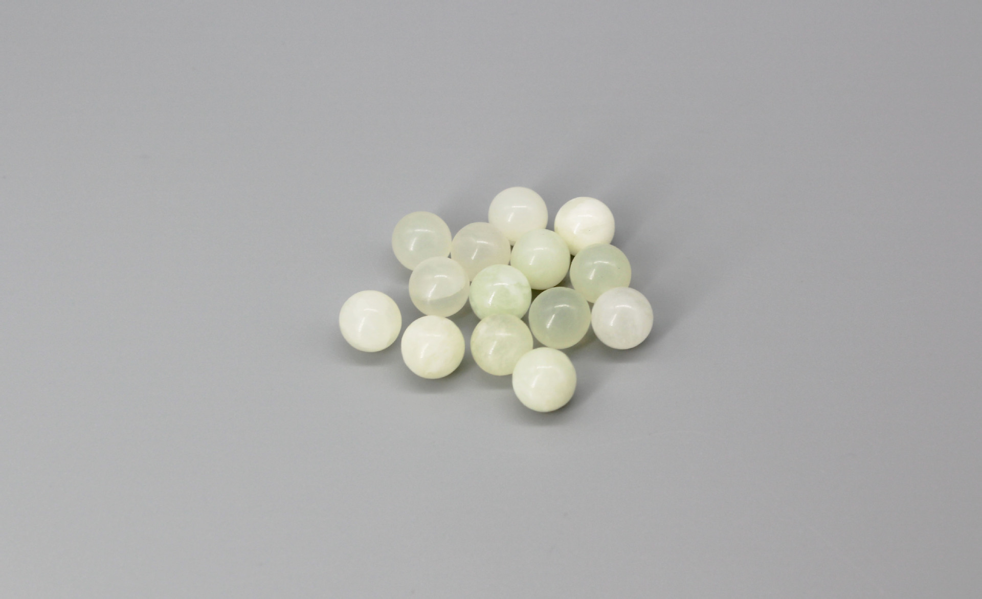 玉石滚珠 石英石粉水晶圆珠精油香水分装瓶滚珠紫水晶珠子