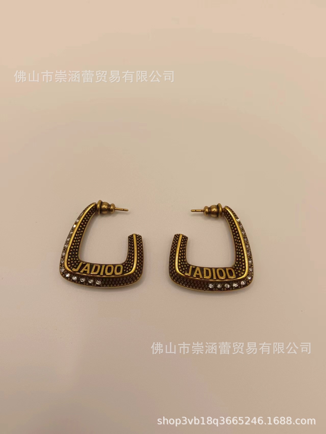 f08158703d43d707c4e38b1c57098d